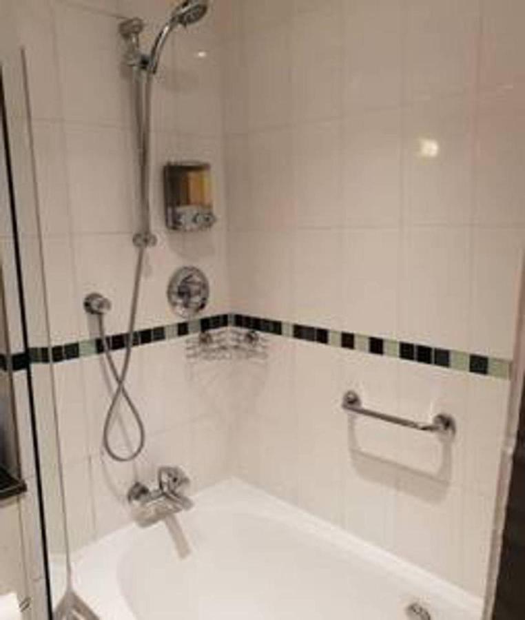 Birmingham Garnet 3-Bedroom Apartment City Centre Dış mekan fotoğraf